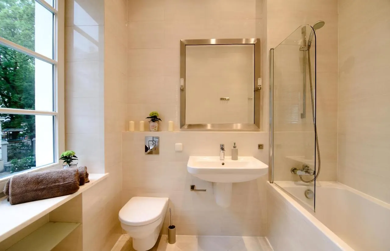 Charme De Varsovie Apartment  Warsaw