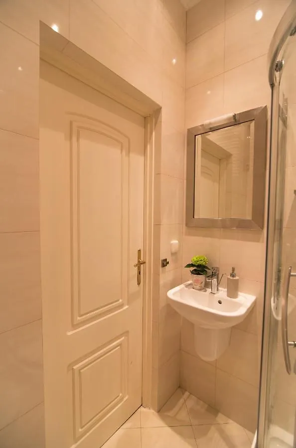 Charme De Varsovie Apartment